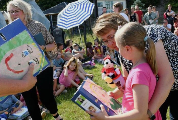 Zuckertütenfest im Eiszeitdorf