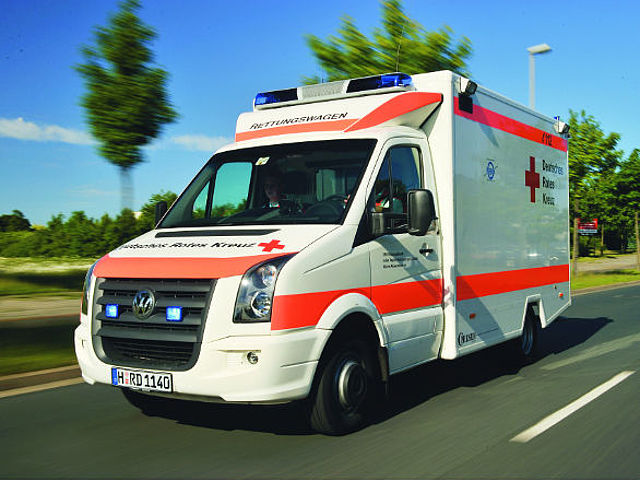 DRK - Rettungswagen in Fahrt
